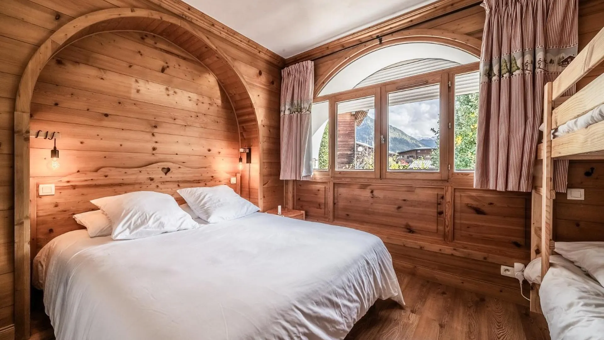 Lodge 1 : Magnifique Deux Chambres Proche Centre Morzine Apartment