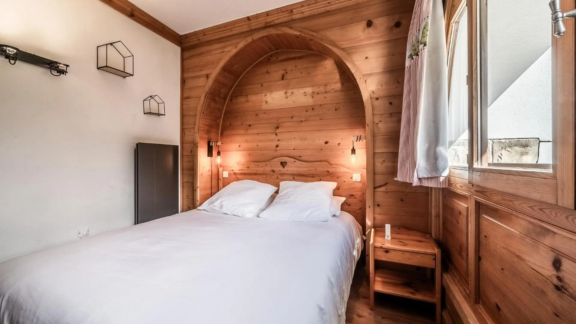 Lodge 1 : Magnifique Deux Chambres Proche Centre Morzine 0*,  France